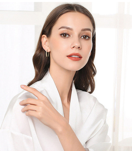 Moissanite Care Guide: How to Keep Your Jewelry Sparkling Forever
