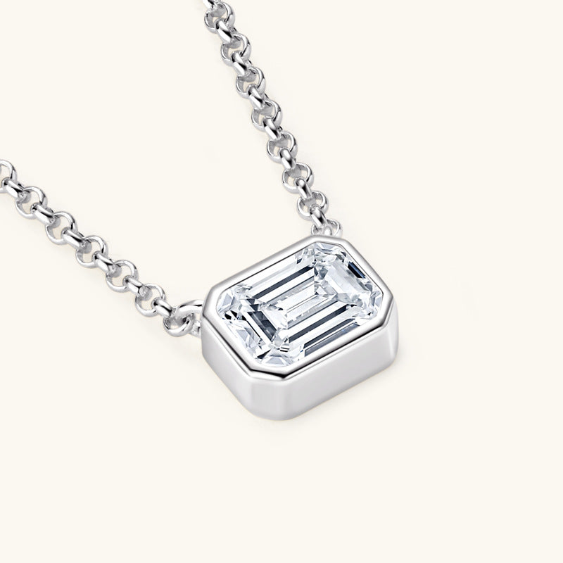 ASN Emerald Moissanite Bezel Pendant Necklace - ASN Moissa