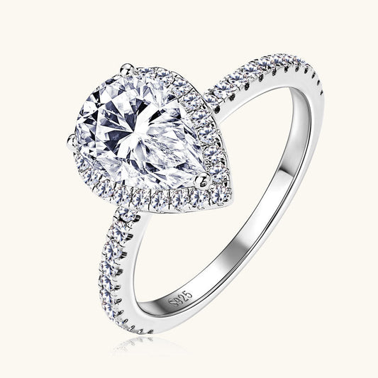 Moissanite vs Diamond