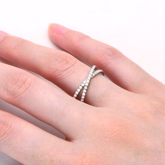 ASN Moissa ASN Modern X-Shaped Moissanite Ring