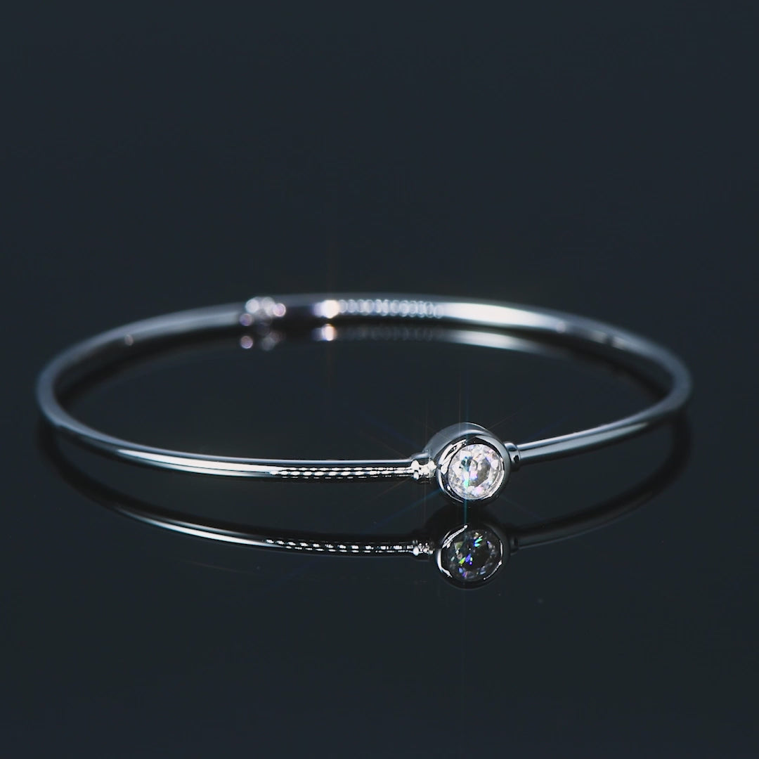 ASN Aurora Solitaire Moissanite Bangle
