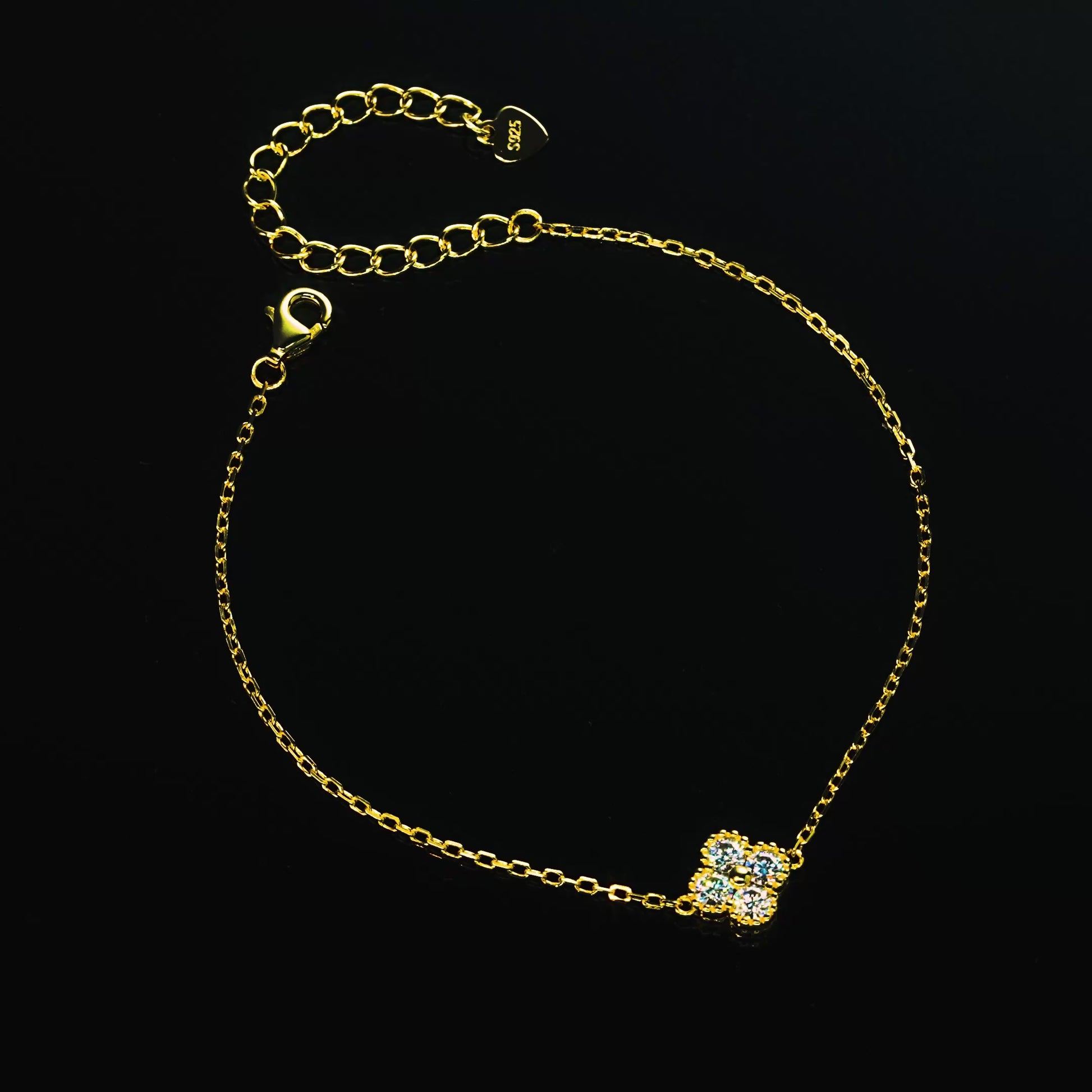 ASN Petit Clover Moissanite Bracelet