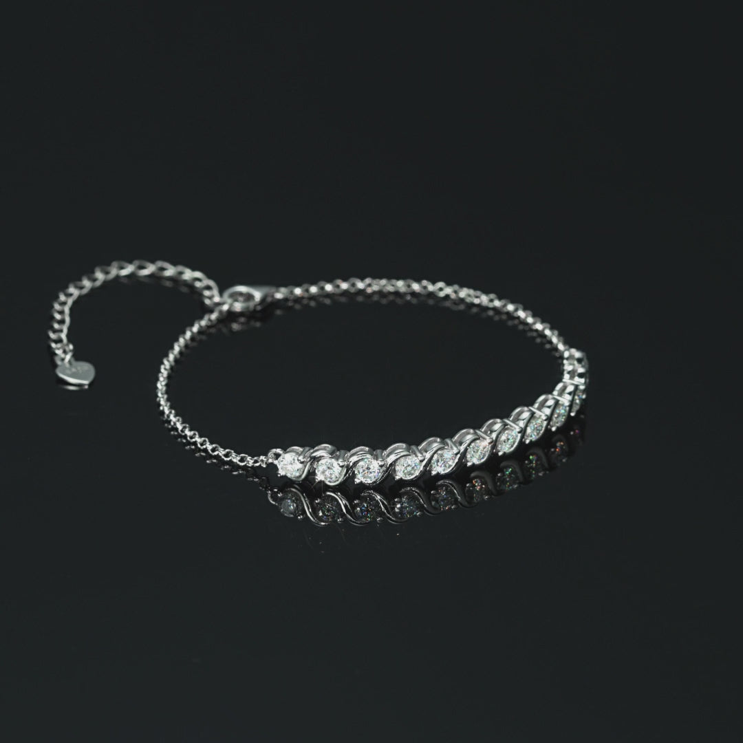 ASN Étoile Wave Moissanite Bracelet